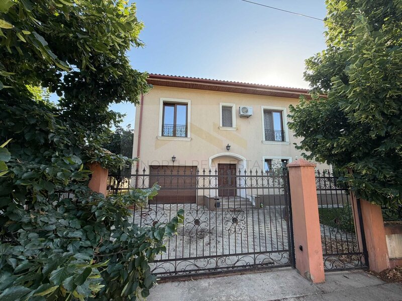 Casa / vila de inchiriat, comuna Berceni, 350 mp utili, curte 400 mp