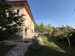 Casa / vila de inchiriat, comuna Berceni, 350 mp utili, curte 400 mp